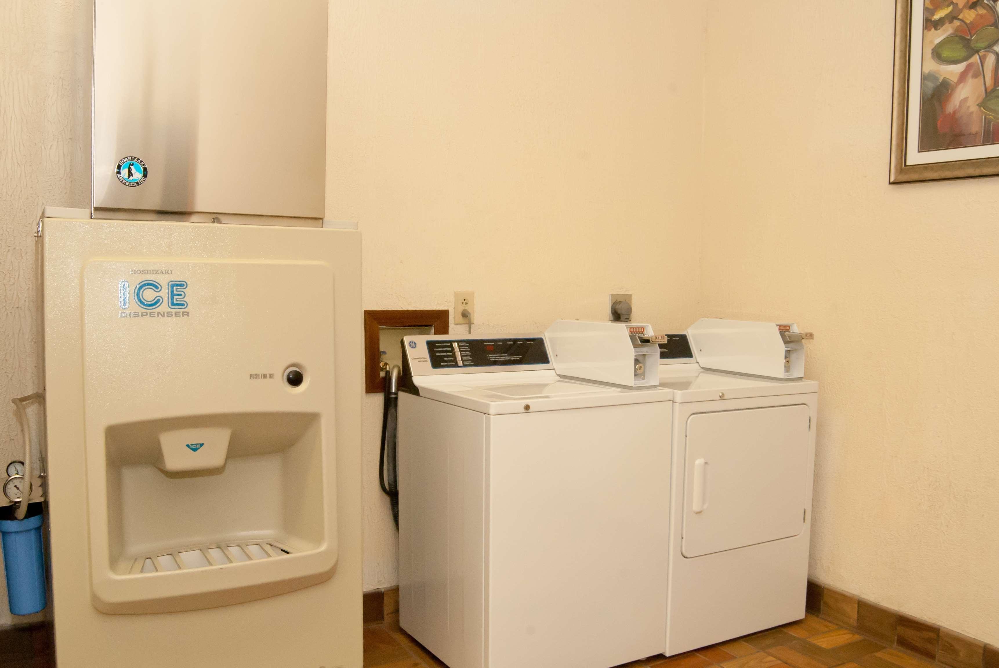 Best Western Clermont Cherry Grove Extérieur photo